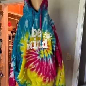 😍Colorful Tie-Dye 'Be Kind' Hoodie